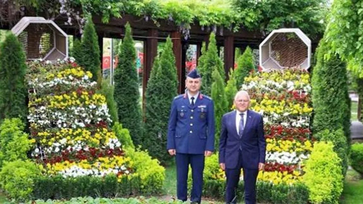 Başkan Büyükkılıç’a ziyaretler sürüyor