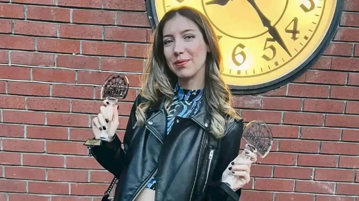 DEÜ’lü genç yönetmenin filmine 15 ödül