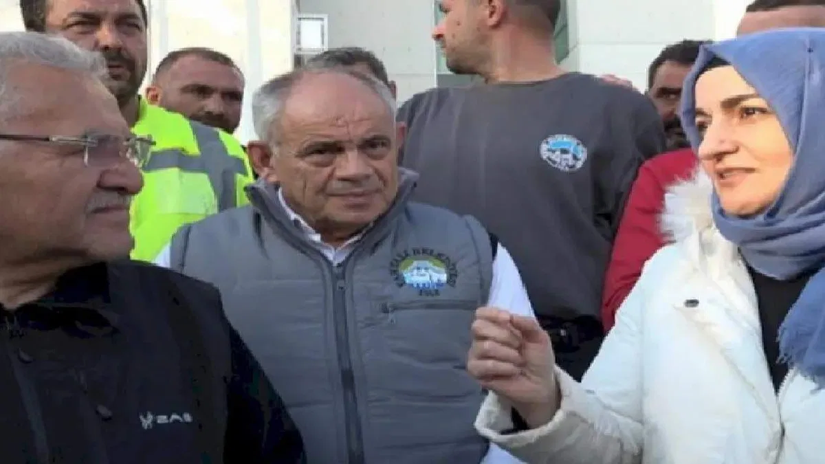 Memduh Büyükkılıç'a depremzedelerden dua