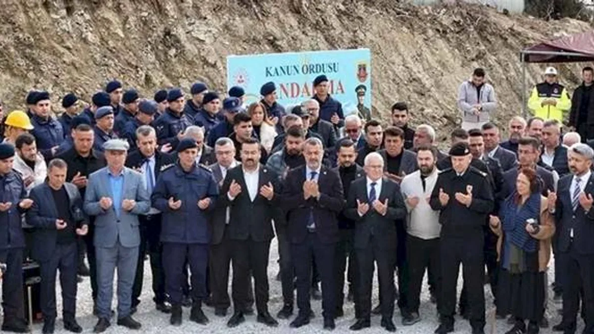 Antalya Kumluca'da yeni hizmet binasının temeli atıldı