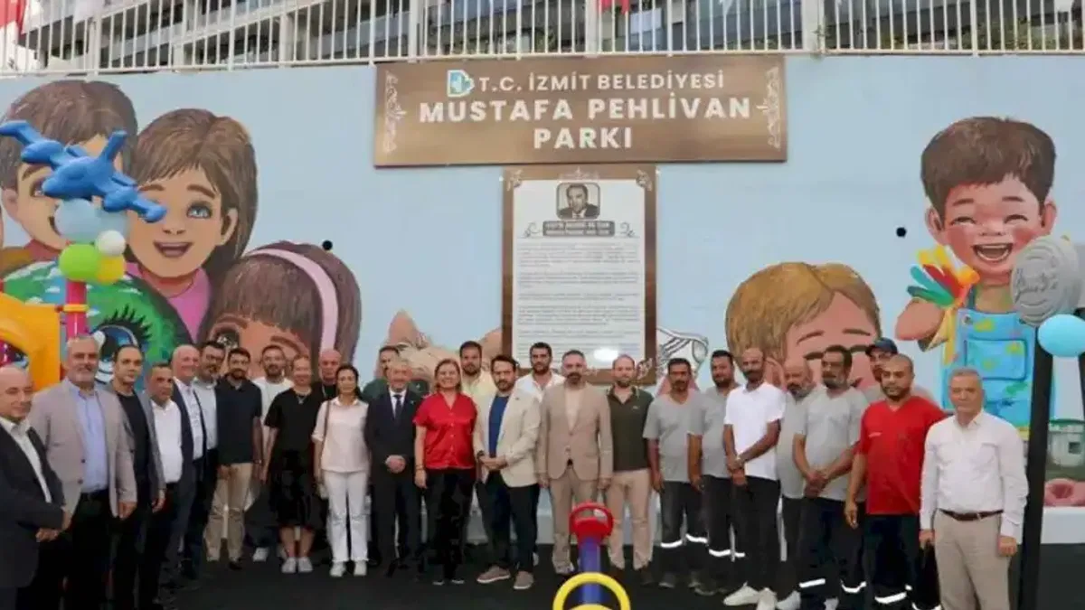 İzmit Belediyesi Mustafa Pehlivan’ın adını yaşatacağı parkı hizmete sundu