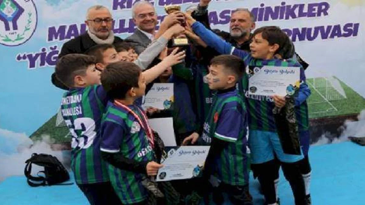 Rize'de 'Çocuk Futbol Turnuvası' sona erdi