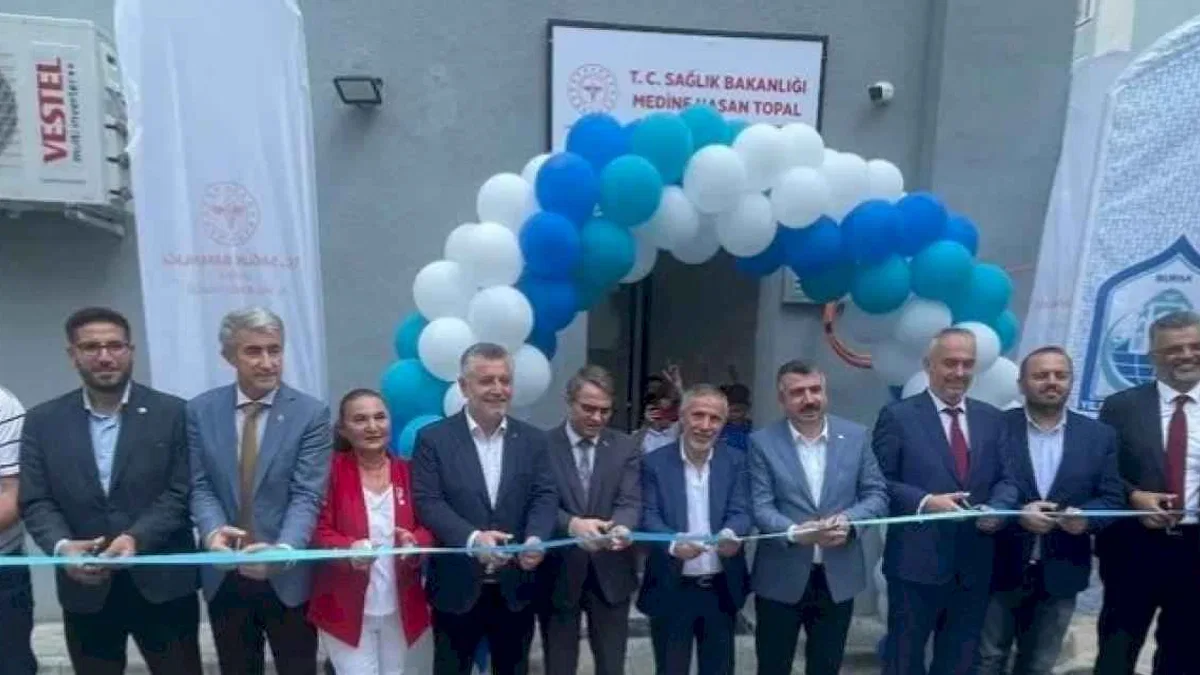 Bursa'da Karaağaç Medine Topal Aile Sağlığı Merkezi açıldı