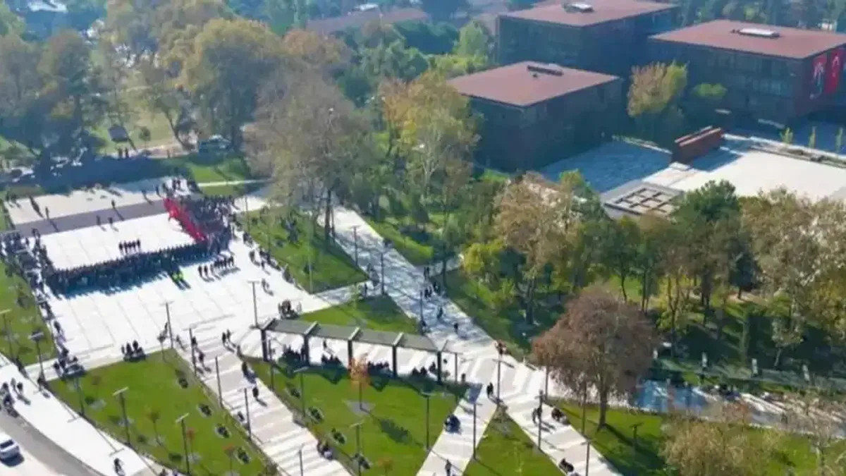 Bursa İnegöl'de yeni meydanda ilk tören yapıldı