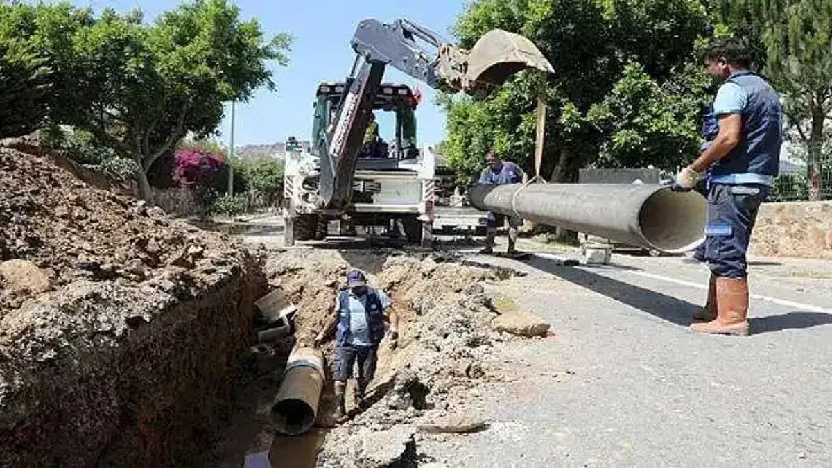 Bodrum'da DSİ Hattı Yine Patladı, MUSKİ Açıklama Yaptı