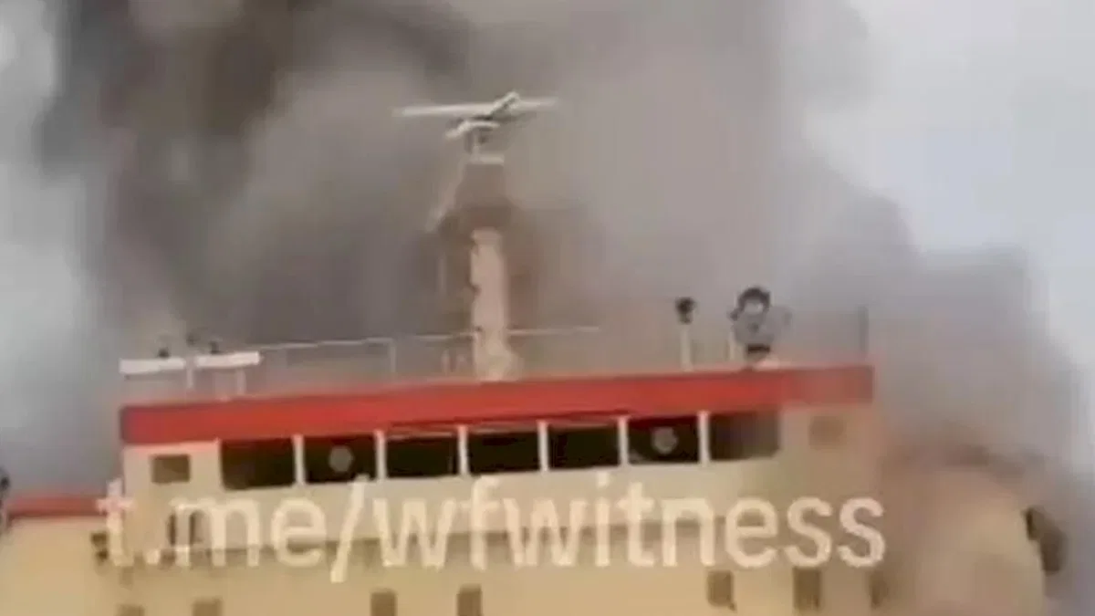 İran’dan Hürmüz Boğazı uyarısı! Bir kaçak gemi daha vuruldu!