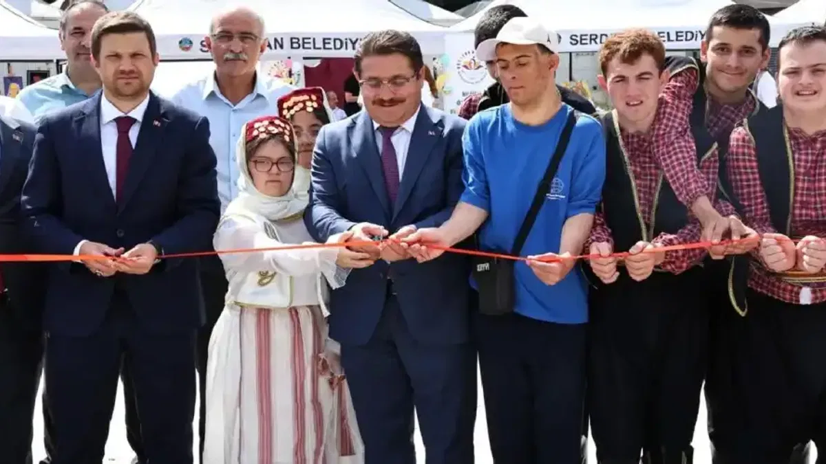 Özel Eğitim Şenliği’nde emeğin ve başarının sergisi