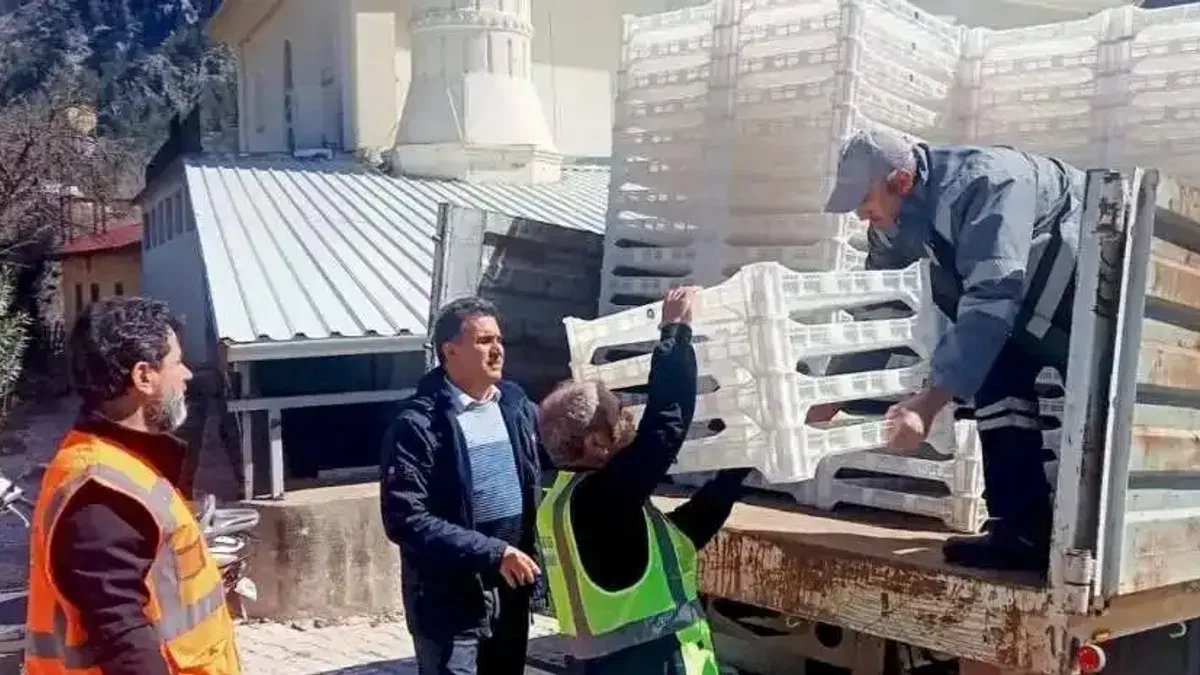 Antalya’da ipekböcekçiliği yeniden canlanıyor