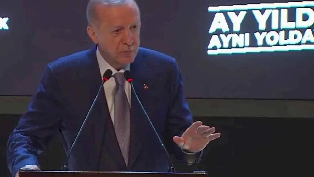 Cumhurbaşkanı Erdoğan: Ay yıldız aynı yoldayız