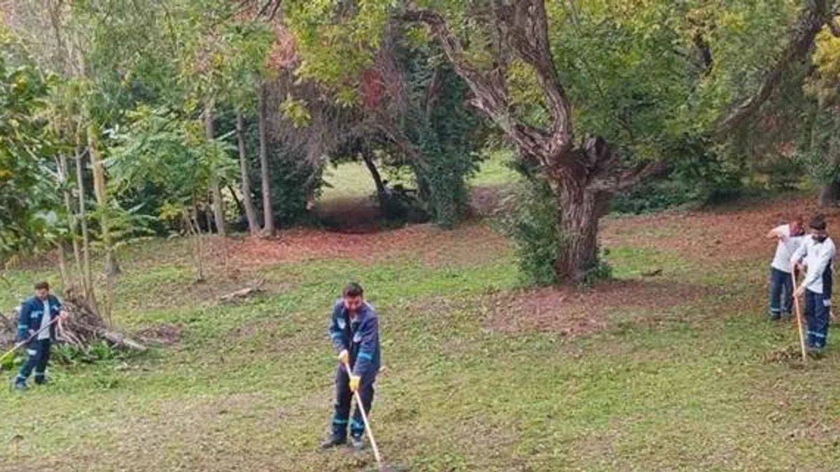 Kocaeli Darıca Millet Bahçesi’nde temizlik seferberliği