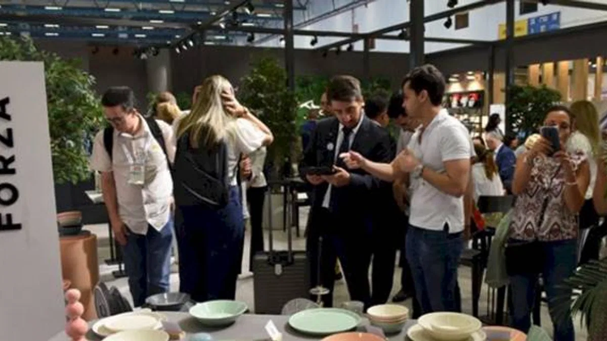 1200 marka 45 bin alıcıyla İstanbul'da buluşuyor