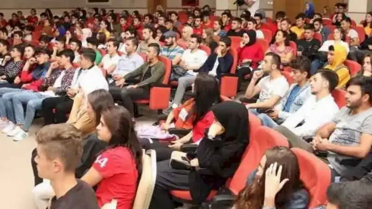 Kocaeli'nde gençlere online staj imkânı