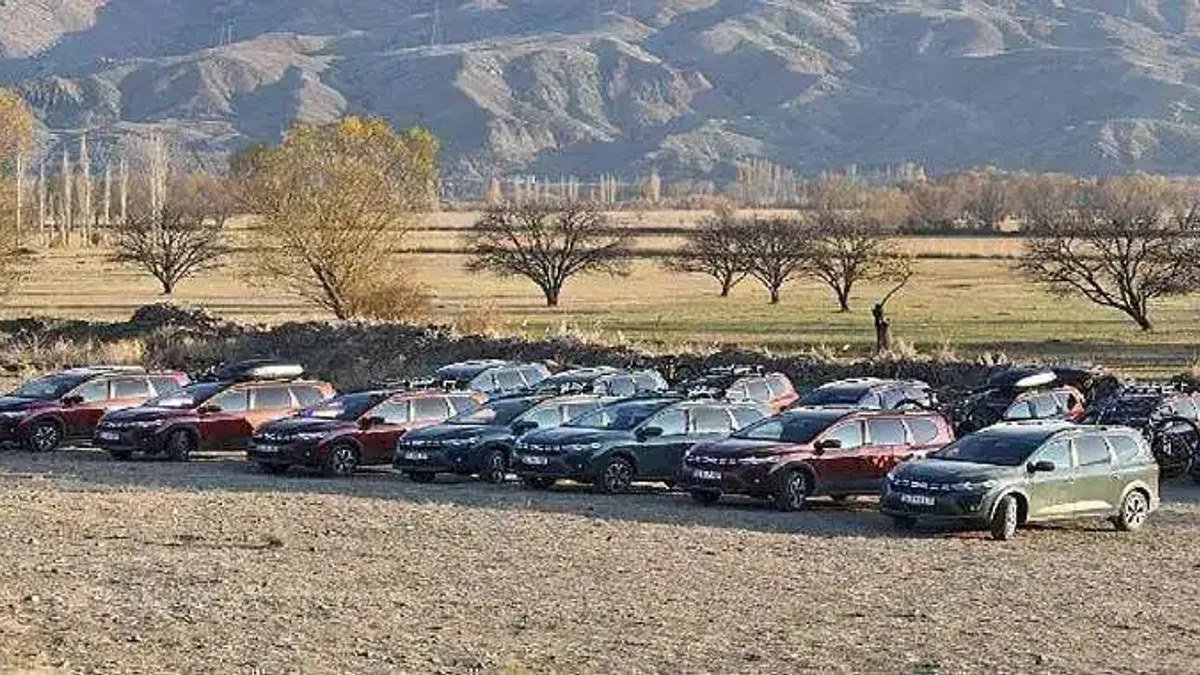 Dacia'ya iki ödül birden