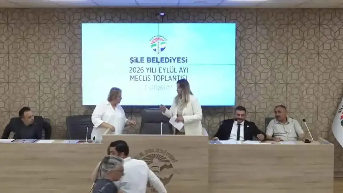Şile Belediyesi Meclisi’nde CHP’li üyeler oturumu kapattı!