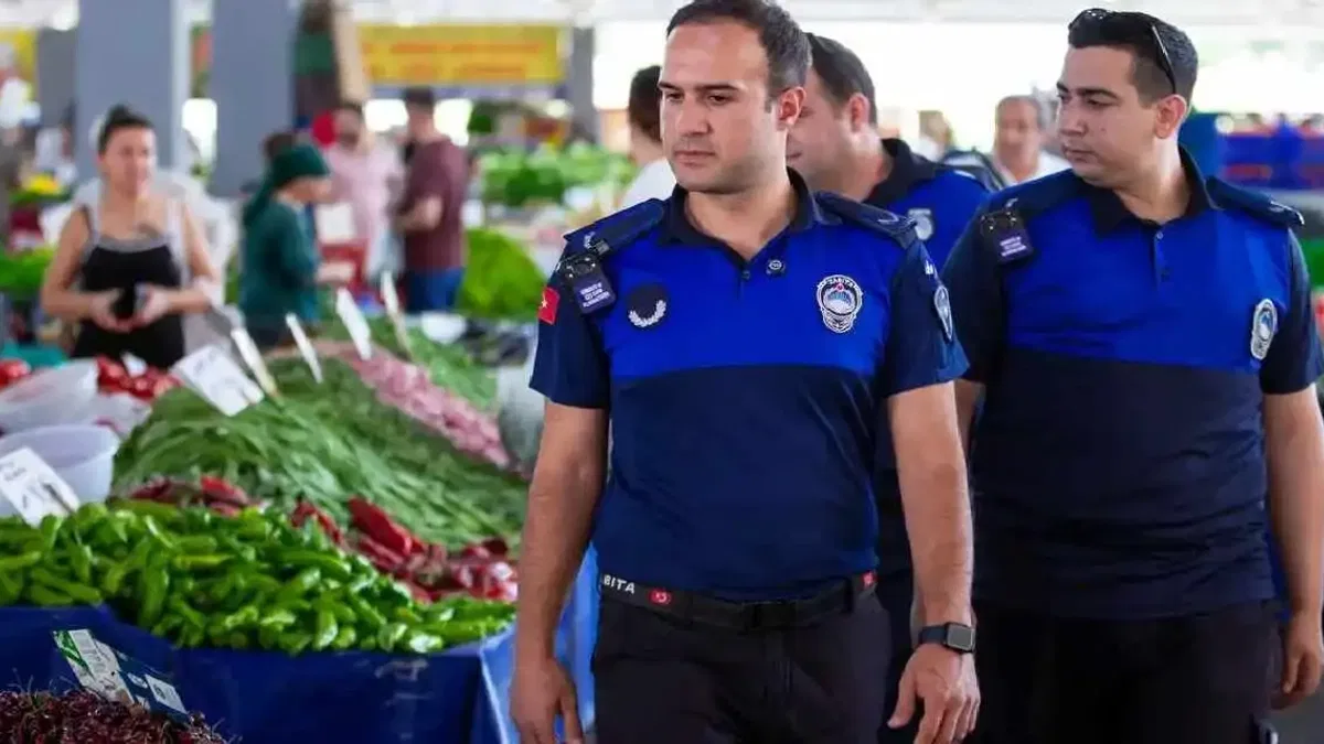 İzmir Narlıdere Zabıtası'nda yaka kamerası dönemi