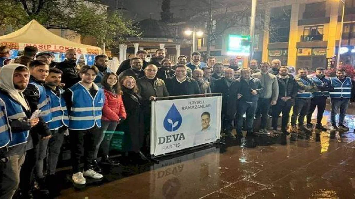 Bursa'da DEVA'lılar 'iftardan sahura' sahada
