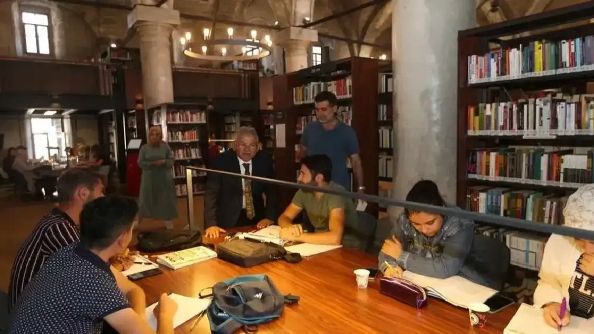 Memduh Büyükkılıç'tan 'Okuyan Kayseri' vizyonu