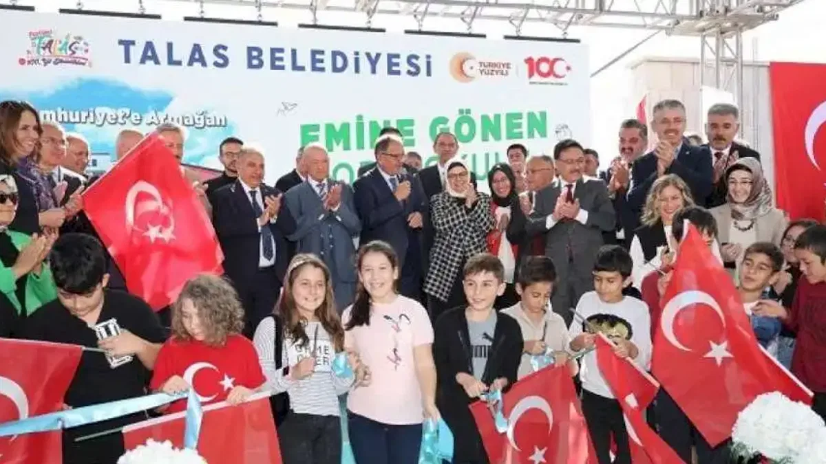 Kayseri Talas'tan Cumhuriyet'in 100'üncü yılına armağan