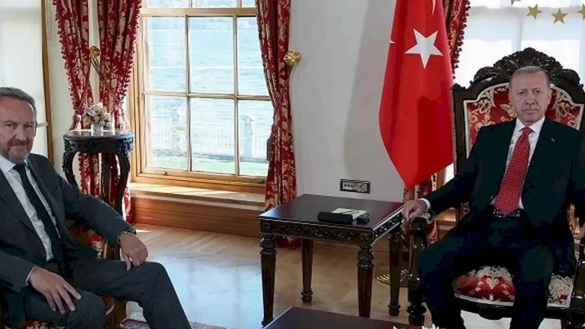 Cumhurbaşkanı Erdoğan İzzetbegoviç'i Dolmabahçe'de ağırladı