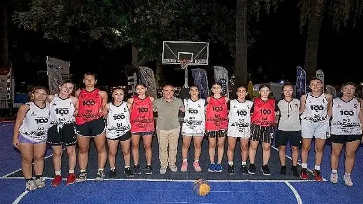İzmir Cup finalleri nefes kesti