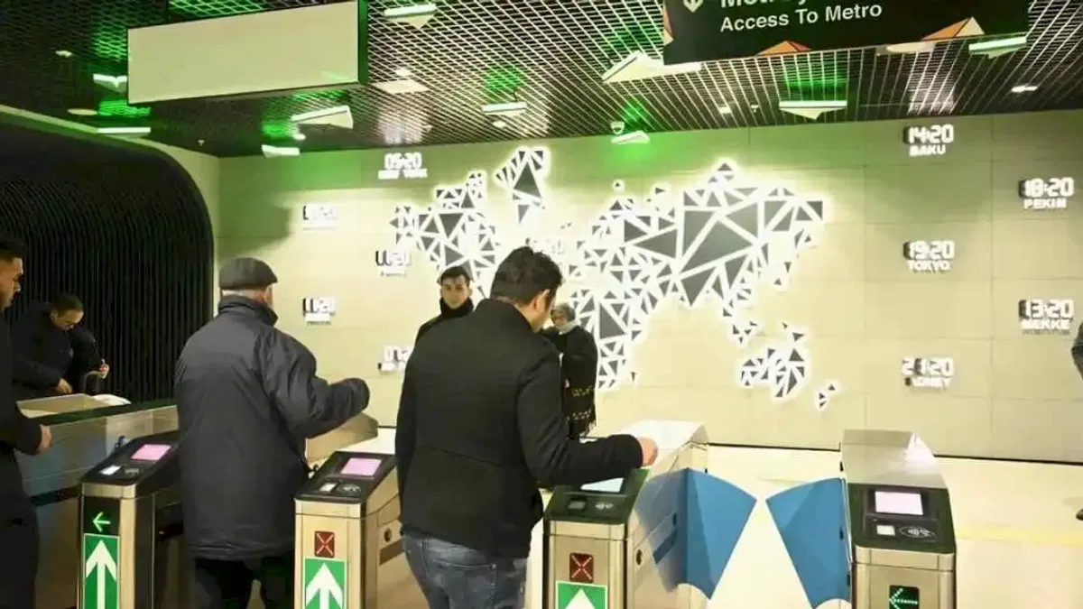 İstanbul'da Gayrettepe-Arnavutköy metrosu rekor yolcuya ulaştı
