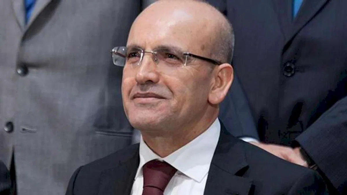 Bakan Şimşek: Yatırımcılar Türkiye'ye büyük ilgiyle yaklaşıyorlar