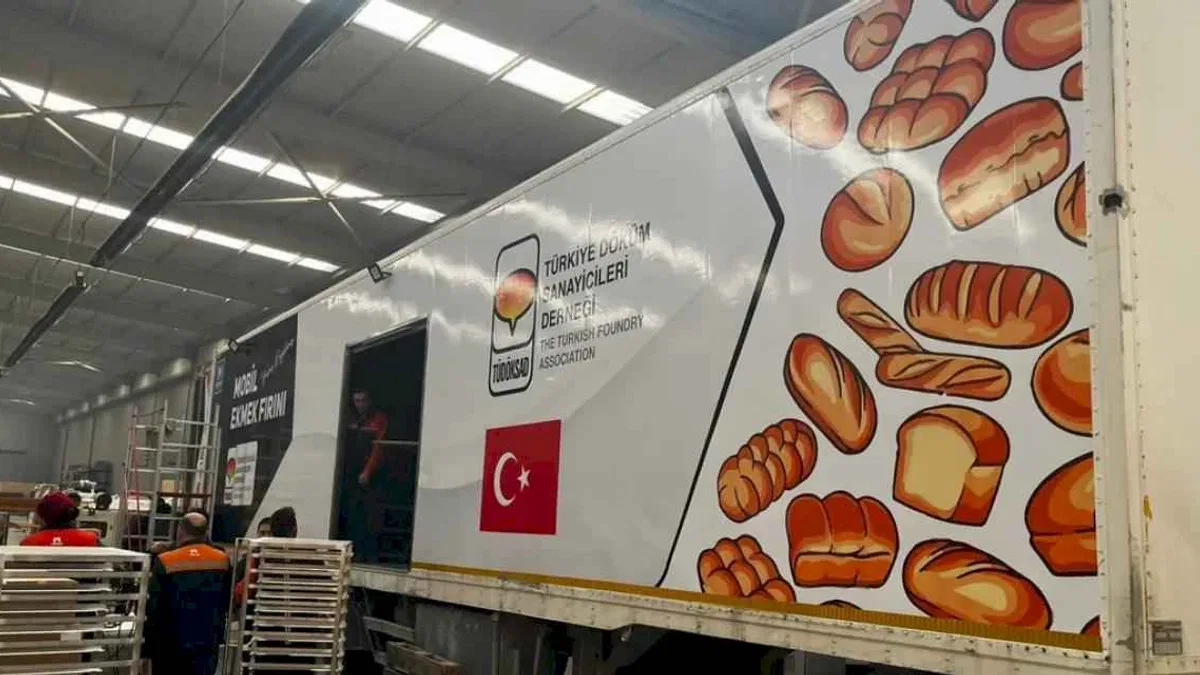Türkiye Döküm Sanayicileri'nden Kızılay'a mobil ekmek fırını bağışı