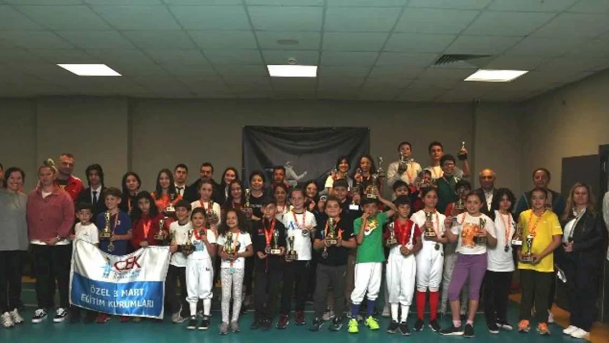 Nilüfer Uluslararası Spor Şenlikleri’nde kupa ve madalya heyecanı
