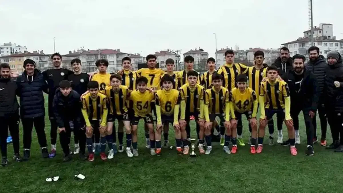 Kayseri Talas Belediyespor yine şampiyon