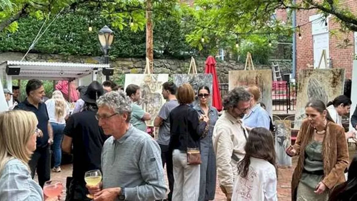 Ünlülerin fotoğrafçısı Koray Kasap'tan New Jersey'de açık hava sergisi