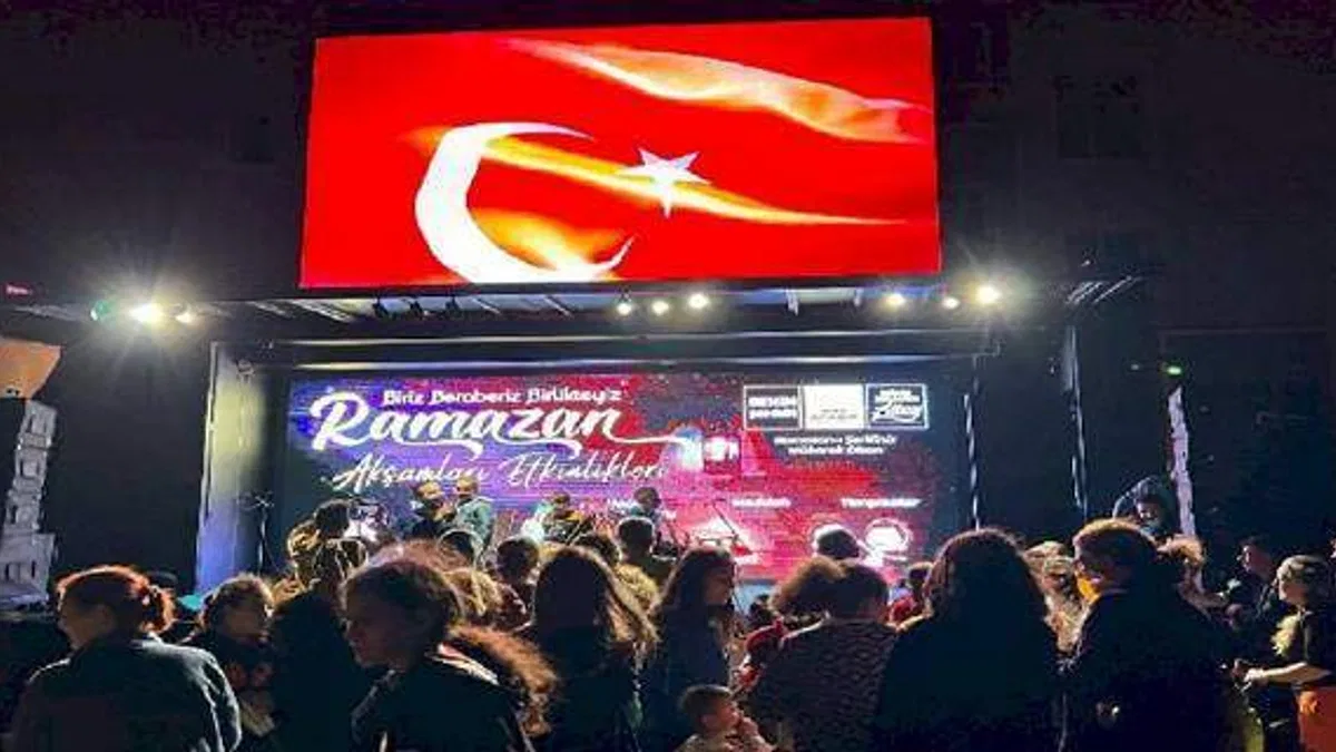 Konya Büyükşehir'den depremzedelere moral