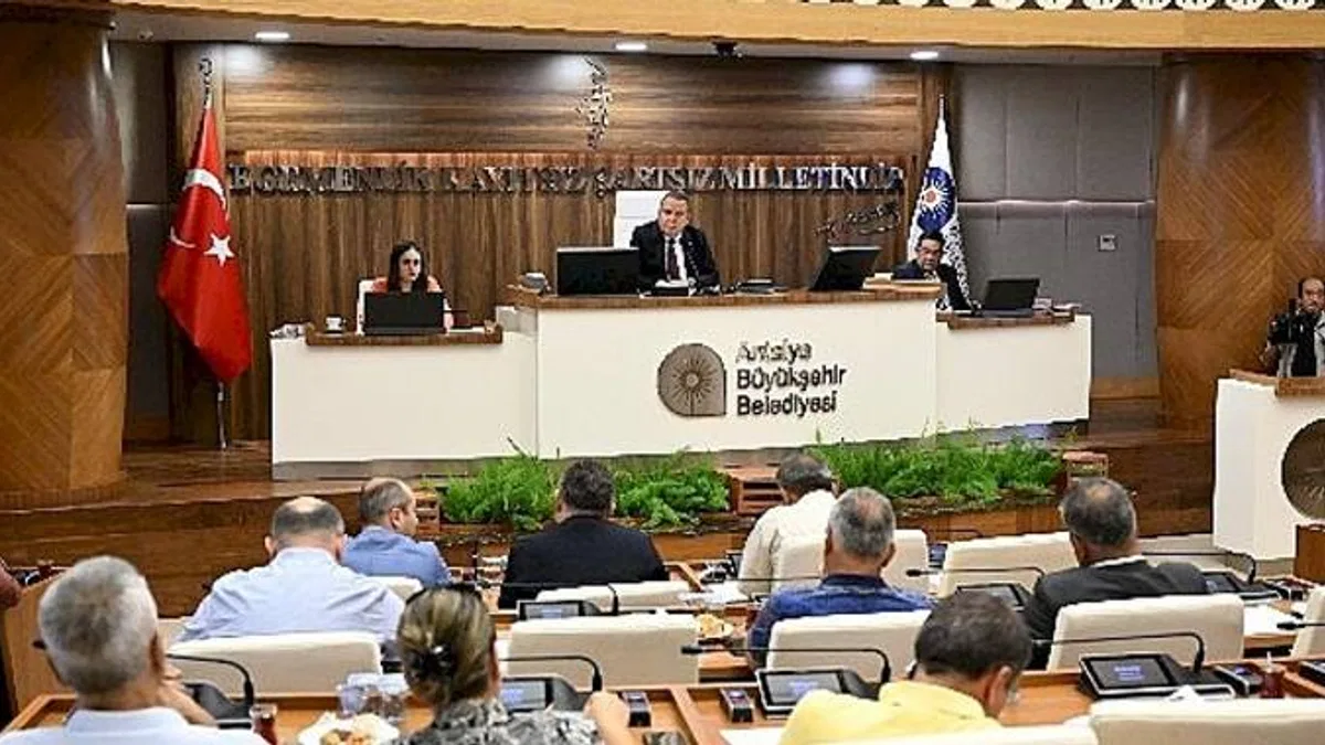 Antalya Büyükşehir Meclisi'nden Cumhuriyetin 100. Yılına yakışır karar