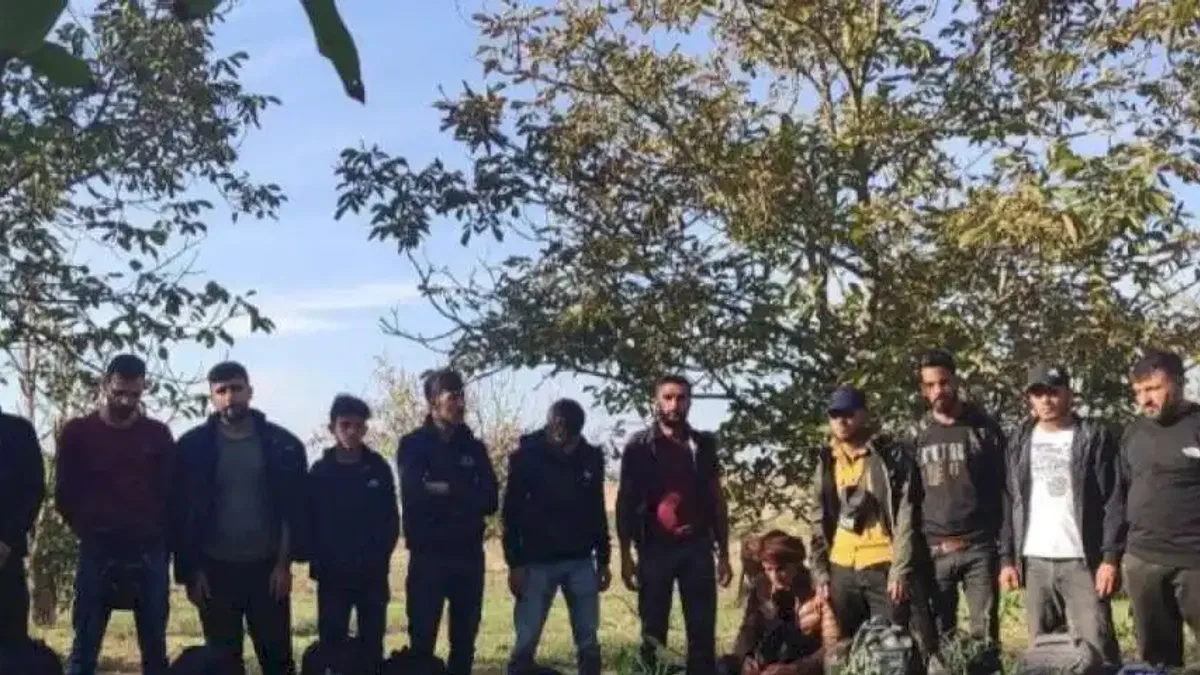 Edirne Jandarması kaçak göçmenleri havadan yakalıyor!