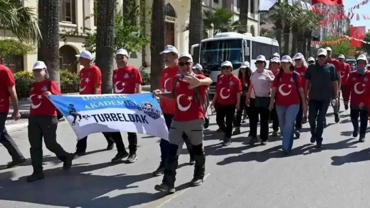 Manisa'da mesir coşkusu doğaya taşındı