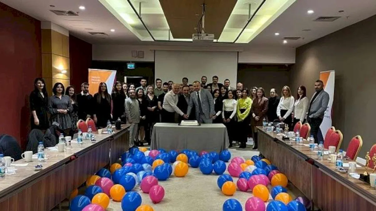 İletişim Yazılım 30 yaşında