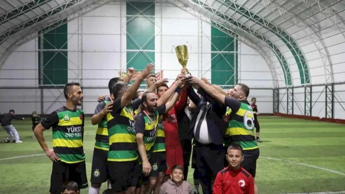 Cumhuriyet Kupası’nın şampiyonu 9 Eylül FK
