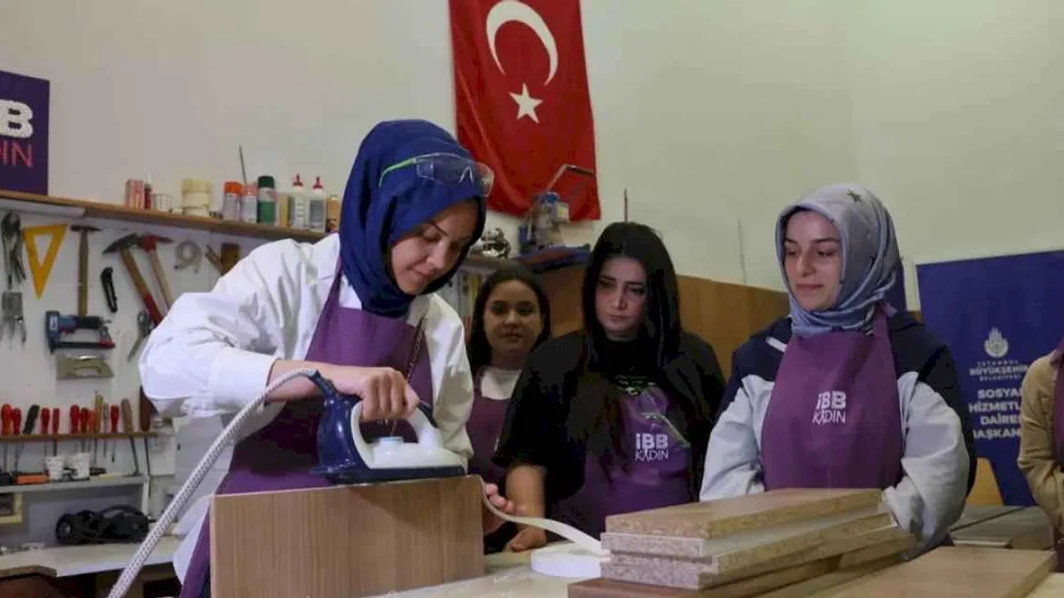 İBB'den kadınlara marangozluk eğitimi