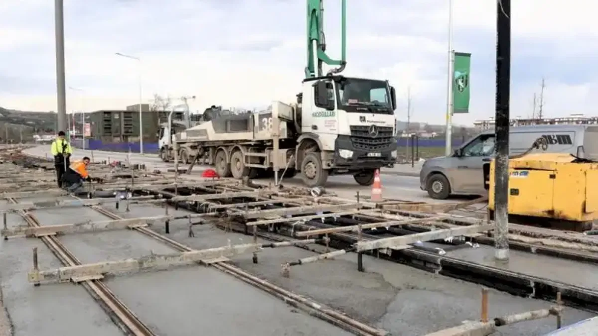 Kartepe Tramvay Hattı'nda durmak yok