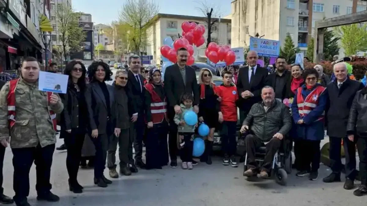 Gölcük'te otizm farkındalığı