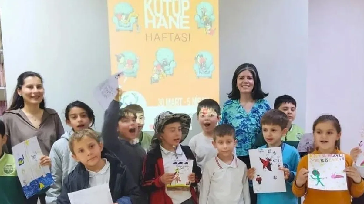 Çanakkale'de miniklerin kütüphane coşkusu