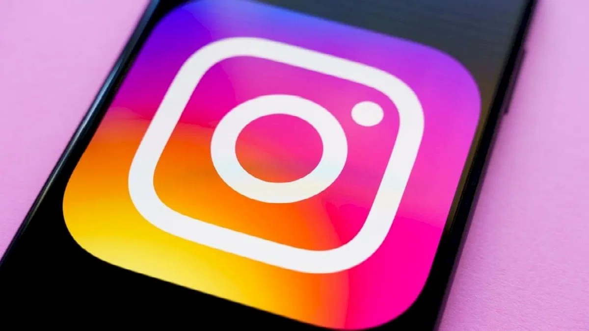 Instagram, Hikayeler İçin Grup Etiketleme Özelliği Üzerinde Çalışıyor