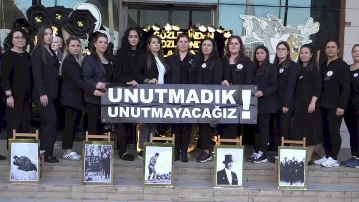 Manisa'da 10 Kasım anması