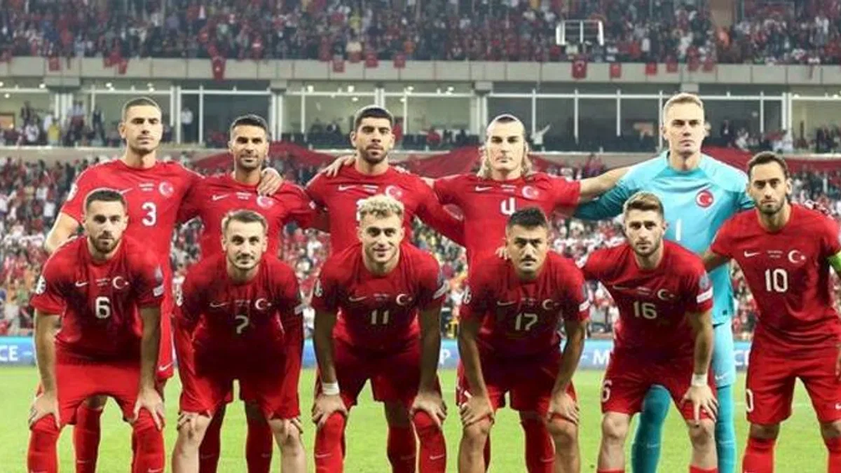 Bizim Çocuklar liderlik peşinde! İşte Türkiye'nin muhtemel 11'i