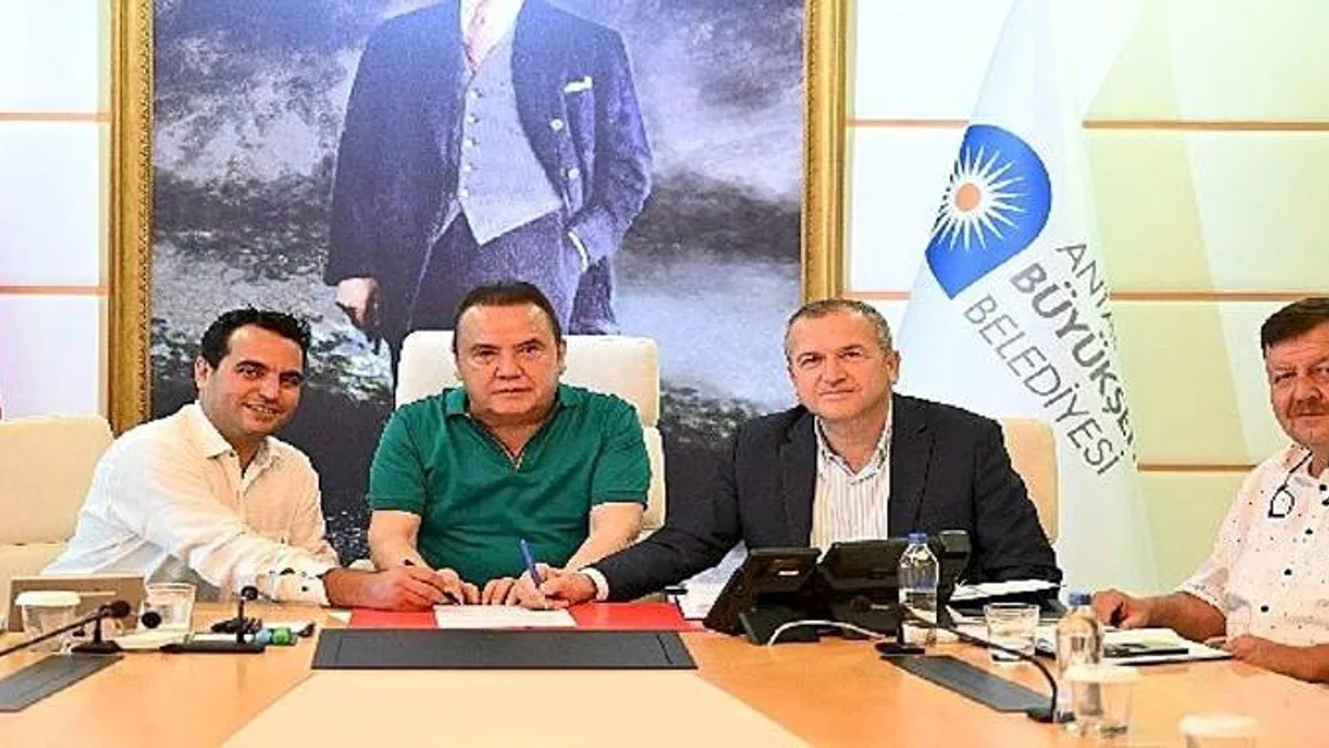 Antalya Büyükşehir Belediyesi Gazipaşa'nın denizine sahip çıkıyor