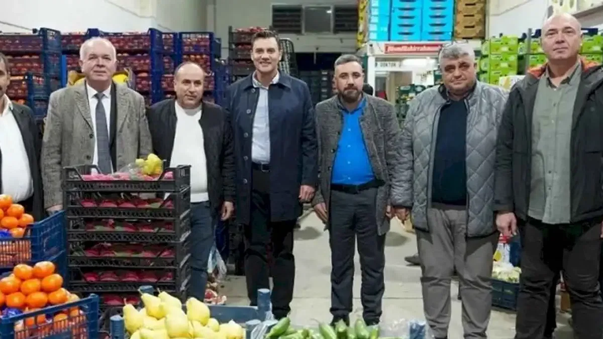 Manisa'da Başkan Zeyrek'ten 'Hal'in halini sordu