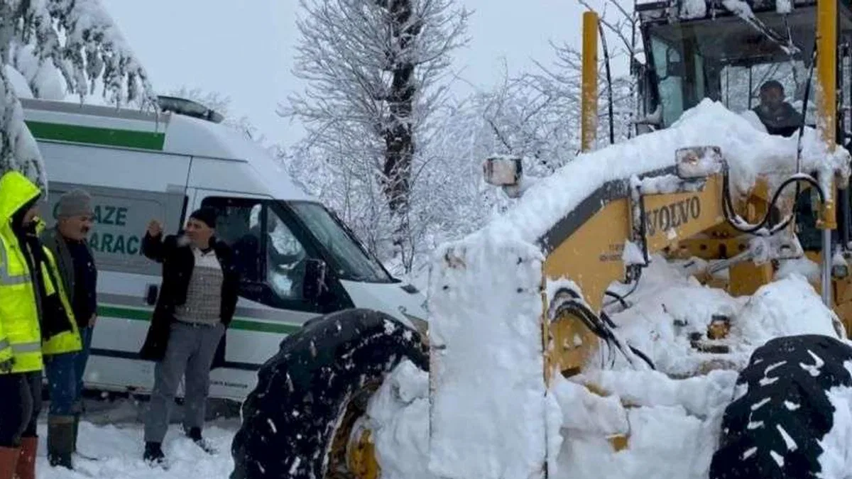 Ordu’da kar mesaisi! 457 mahallenin yolu açıldı