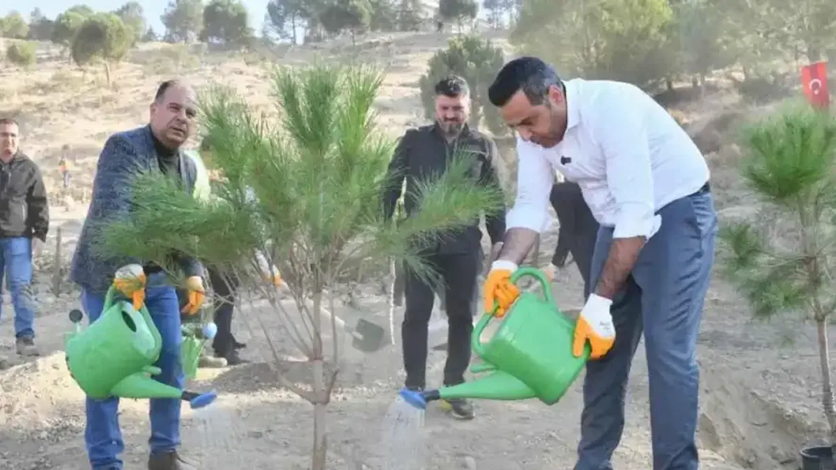 Geleceğe fidan dikti