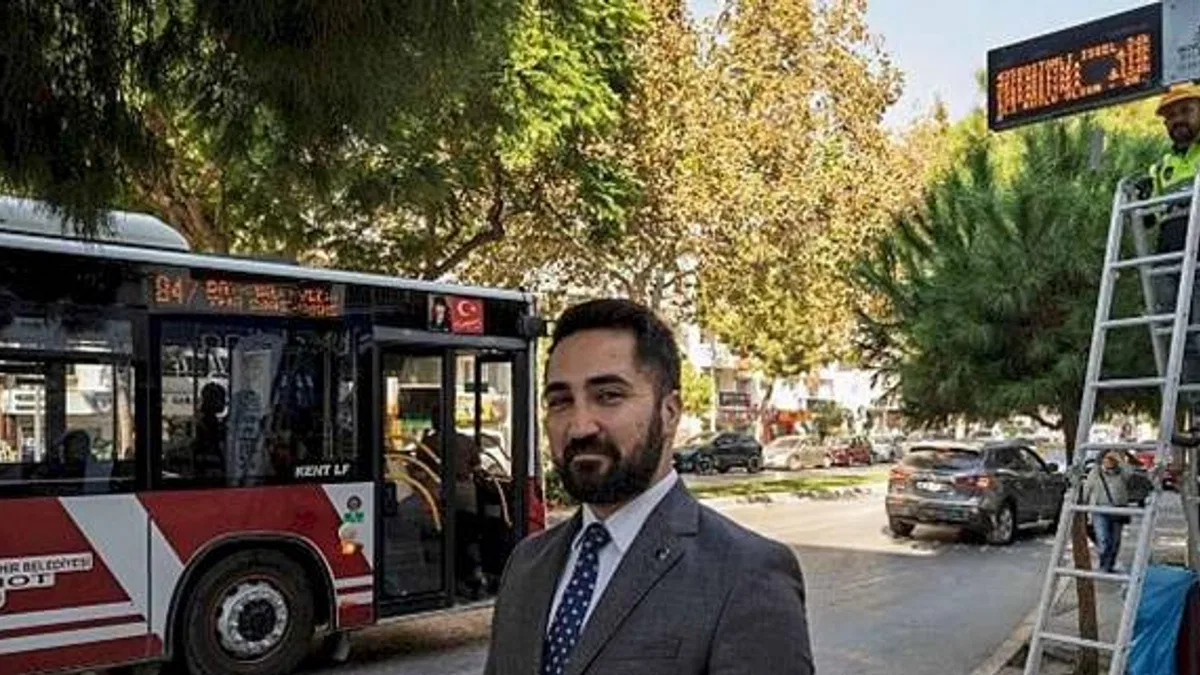 Akıllı duraklar, Büyükşehir'in kendi yazılımıyla devrede