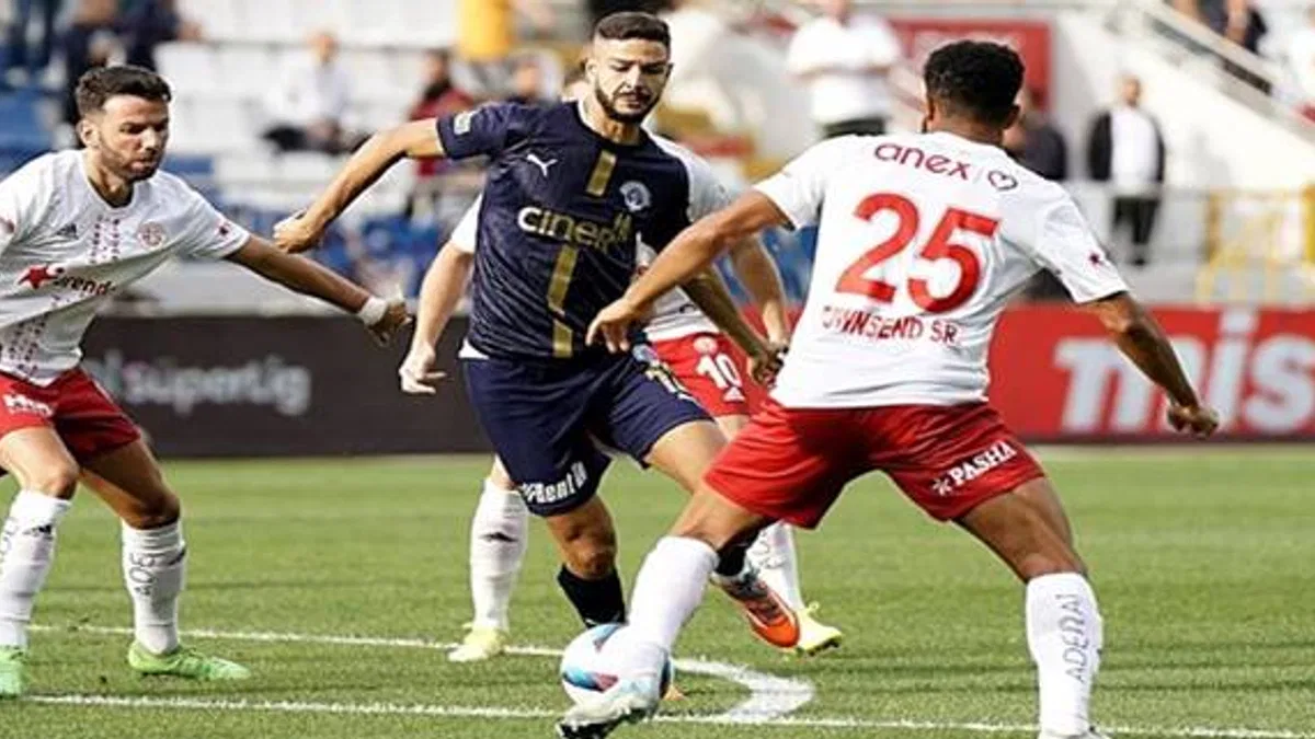 Kasımpaşa 0-0 Antalyaspor (Maç Sonucu) Kasımpaşa ile Antalya yenişemedi!