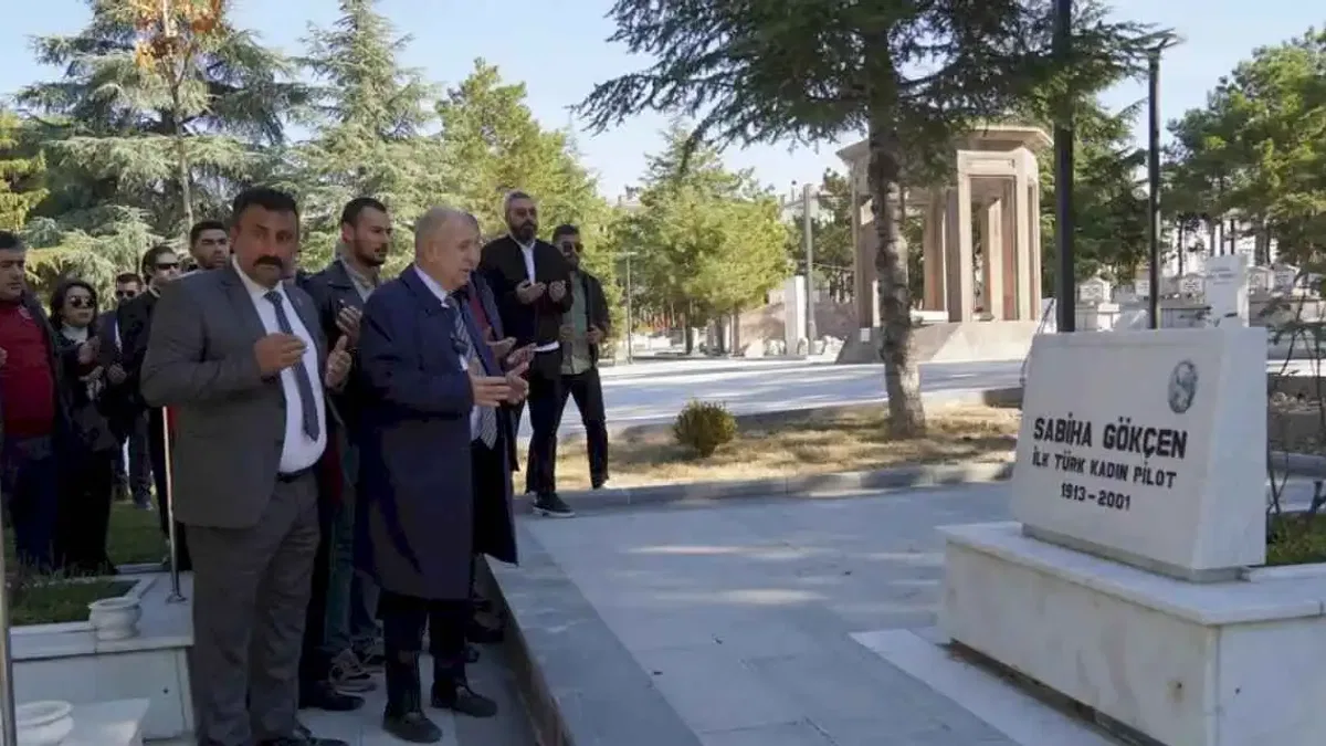Özdağ: Öcalan İmralı'da ölmeye kendisini alıştırmalıdır